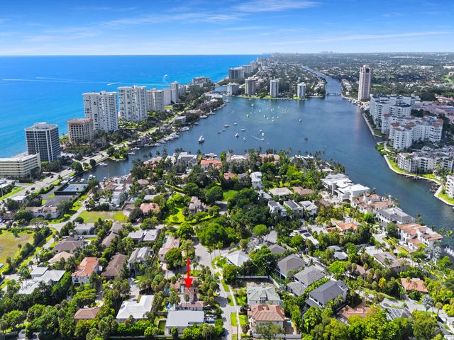 80 SE Olive Way, Boca Raton, FL 33432