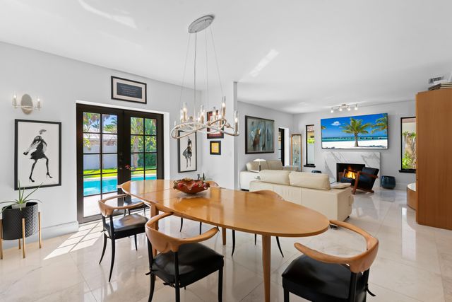 80 SE Olive Way, Boca Raton, FL 33432