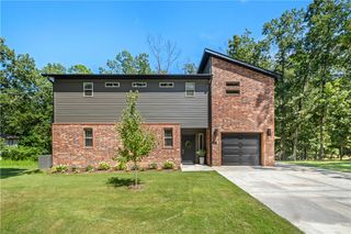 43 Saint Austell Drive, Bella Vista, AR 72714
