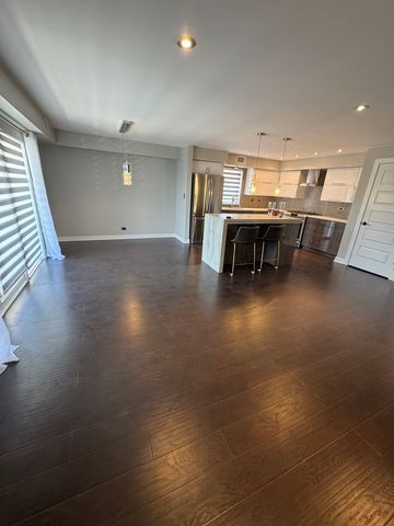 6142 W 63rd Street 3W, Chicago, IL 60638