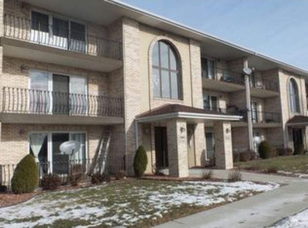 6142 W 63rd Street 3W, Chicago, IL 60638