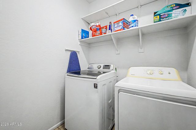 9018 W GLOBE Avenue, Tolleson, AZ 85353