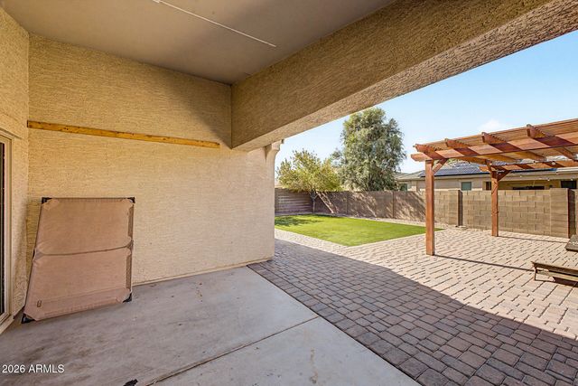 9018 W GLOBE Avenue, Tolleson, AZ 85353