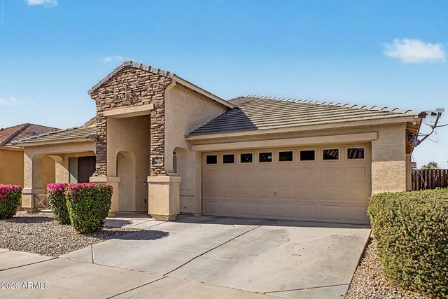 9018 W GLOBE Avenue, Tolleson, AZ 85353