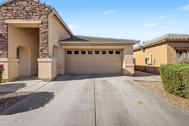 9018 W GLOBE Avenue, Tolleson, AZ 85353