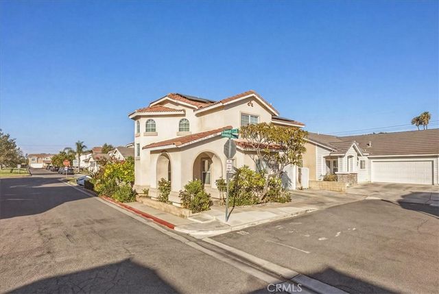 4315 Admiralty Court, Riverside, CA 92503