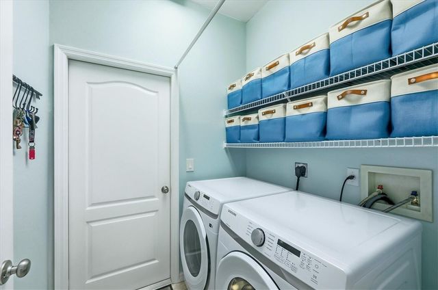 1861 SAN TROVASO WAY, Venice, FL 34285