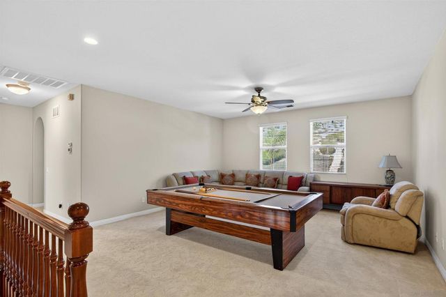 18410 Lakepointe Dr, Riverside, CA 92503