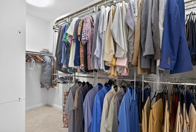 18410 Lakepointe Dr, Riverside, CA 92503