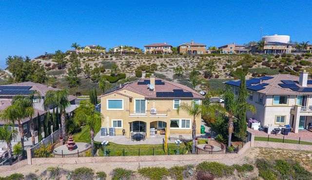 18410 Lakepointe Dr, Riverside, CA 92503