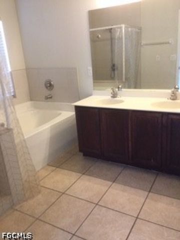 3630 WEST GATOR CIR, Cape Coral, FL 33909