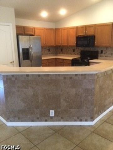 3630 WEST GATOR CIR, Cape Coral, FL 33909