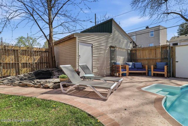 1428 E Breckinridge St, Louisville, KY 40204