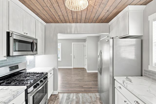 11550 Kumquat Street NW, Coon Rapids, MN 55448