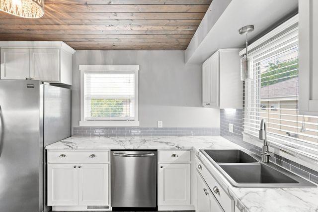 11550 Kumquat Street NW, Coon Rapids, MN 55448