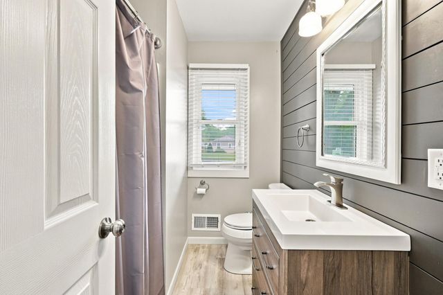 11550 Kumquat Street NW, Coon Rapids, MN 55448