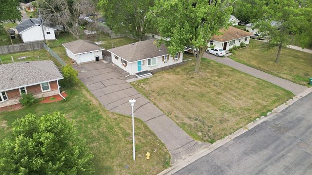 11550 Kumquat Street NW, Coon Rapids, MN 55448