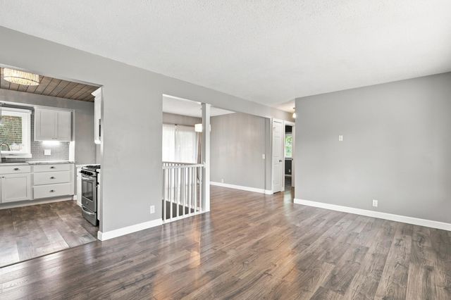 11550 Kumquat Street NW, Coon Rapids, MN 55448
