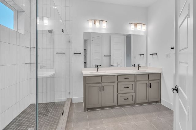 4924 Deavers Lane, Fort Worth, TX 76114