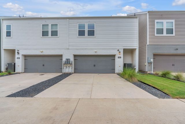 4924 Deavers Lane, Fort Worth, TX 76114