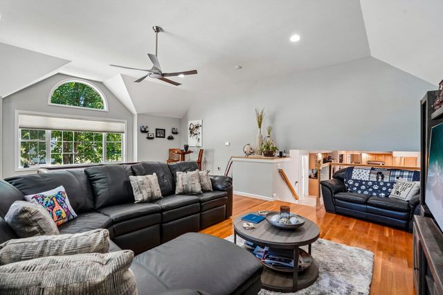 57 Mcintosh Road, Danville, NH 03819