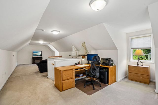 57 Mcintosh Road, Danville, NH 03819