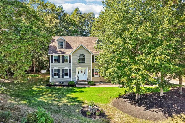 57 Mcintosh Road, Danville, NH 03819