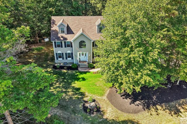57 Mcintosh Road, Danville, NH 03819
