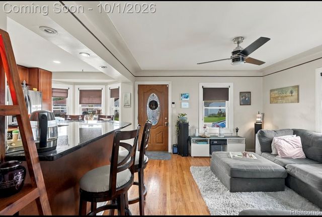 22376 Firwood Avenue, Eastpointe, MI 48021