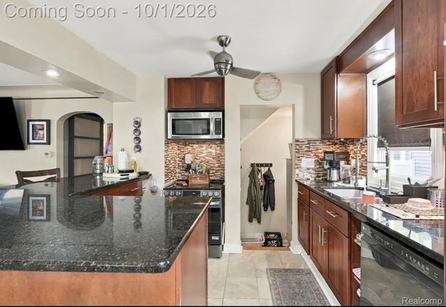 22376 Firwood Avenue, Eastpointe, MI 48021