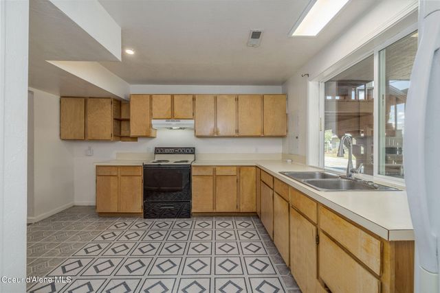 6300 N SUNRISE TER, Coeur D'alene, ID 83815