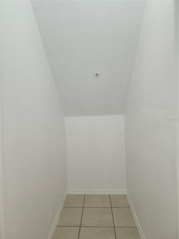 Image 8 of property listing at 3281 SOHO STREET 101, Orlando, FL 32835