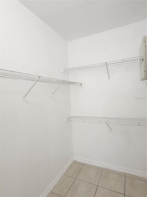 Image 10 of property listing at 3281 SOHO STREET 101, Orlando, FL 32835