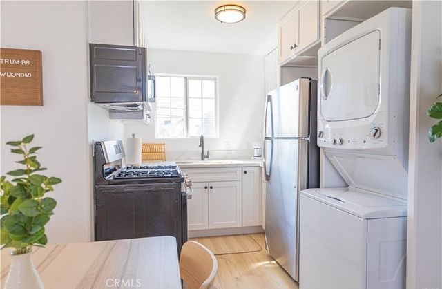 3922 W 28th, Los Angeles, CA 90018
