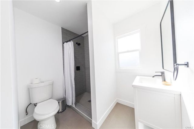 3922 W 28th, Los Angeles, CA 90018