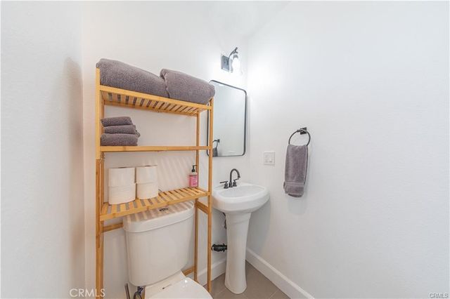 3922 W 28th, Los Angeles, CA 90018