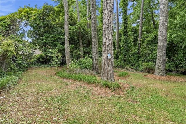 1137 Kingsley Cir NE, Atlanta, GA 30324