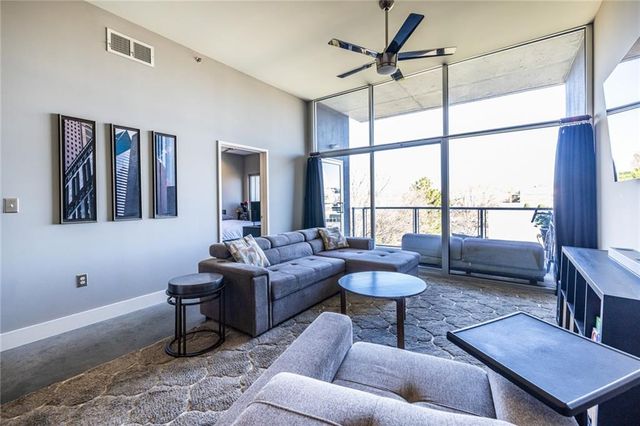 130 Arizona NE Avenue 302, Atlanta, GA 30307