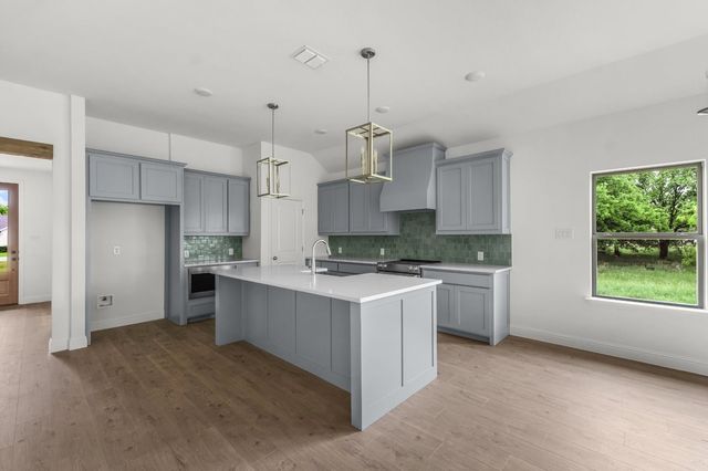 145 Tobiano Trace 1, Brock, TX 76087