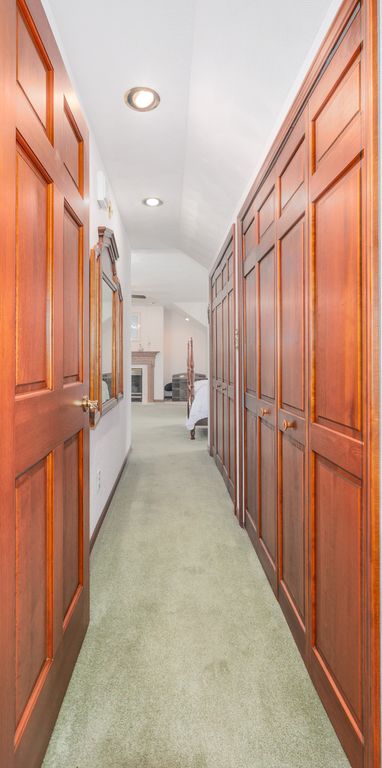 Image 34 of property listing at 825 W Warmouth Street, Salem, IL 62881