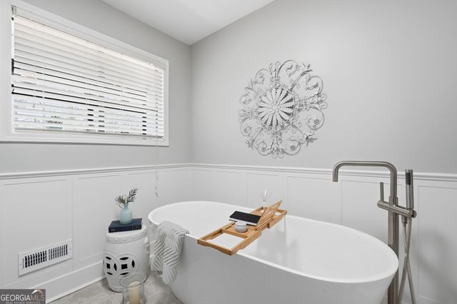 26 S Riversong Lane, Alpharetta, GA 30022