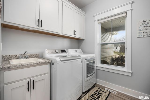 111 ROSEMARY Lane, Germantown Hills, IL 61548