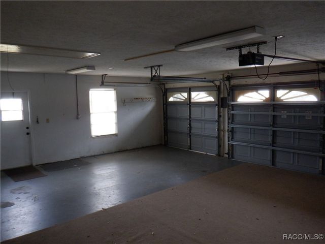 1075 Softwind Loop, Lecanto, FL 34461