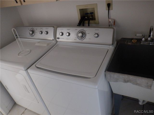 1075 Softwind Loop, Lecanto, FL 34461