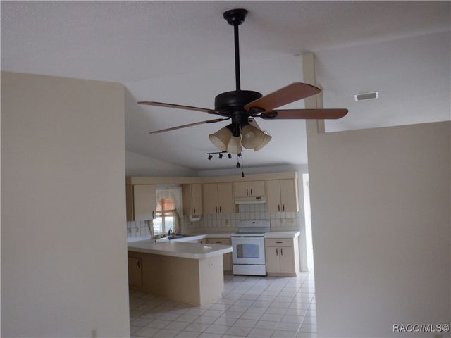 1075 Softwind Loop, Lecanto, FL 34461