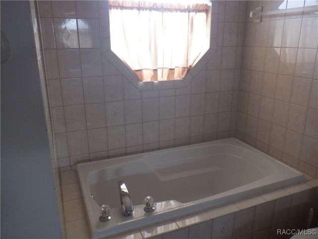 1075 Softwind Loop, Lecanto, FL 34461