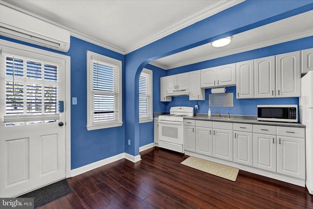 3542 BENZINGER RD, Baltimore, MD 21229