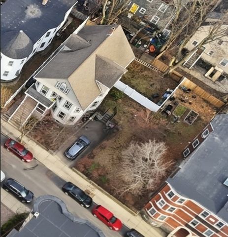 9 Edwin St, Boston, MA 02124