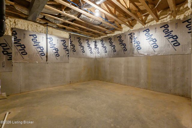 659 Crescent Ridge Dr, Taylorsville, KY 40071