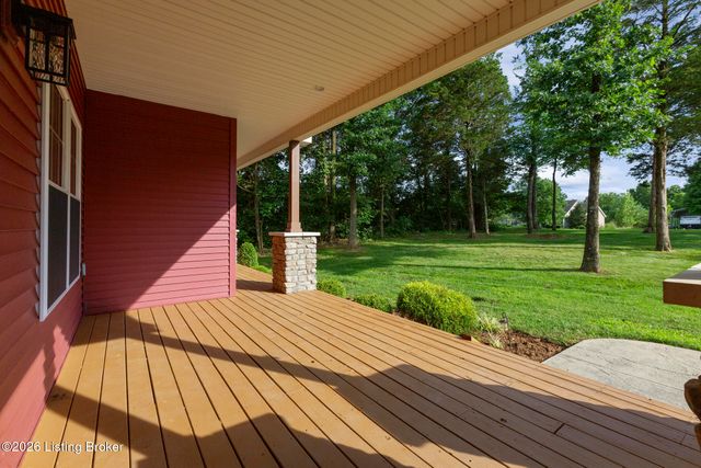 659 Crescent Ridge Dr, Taylorsville, KY 40071